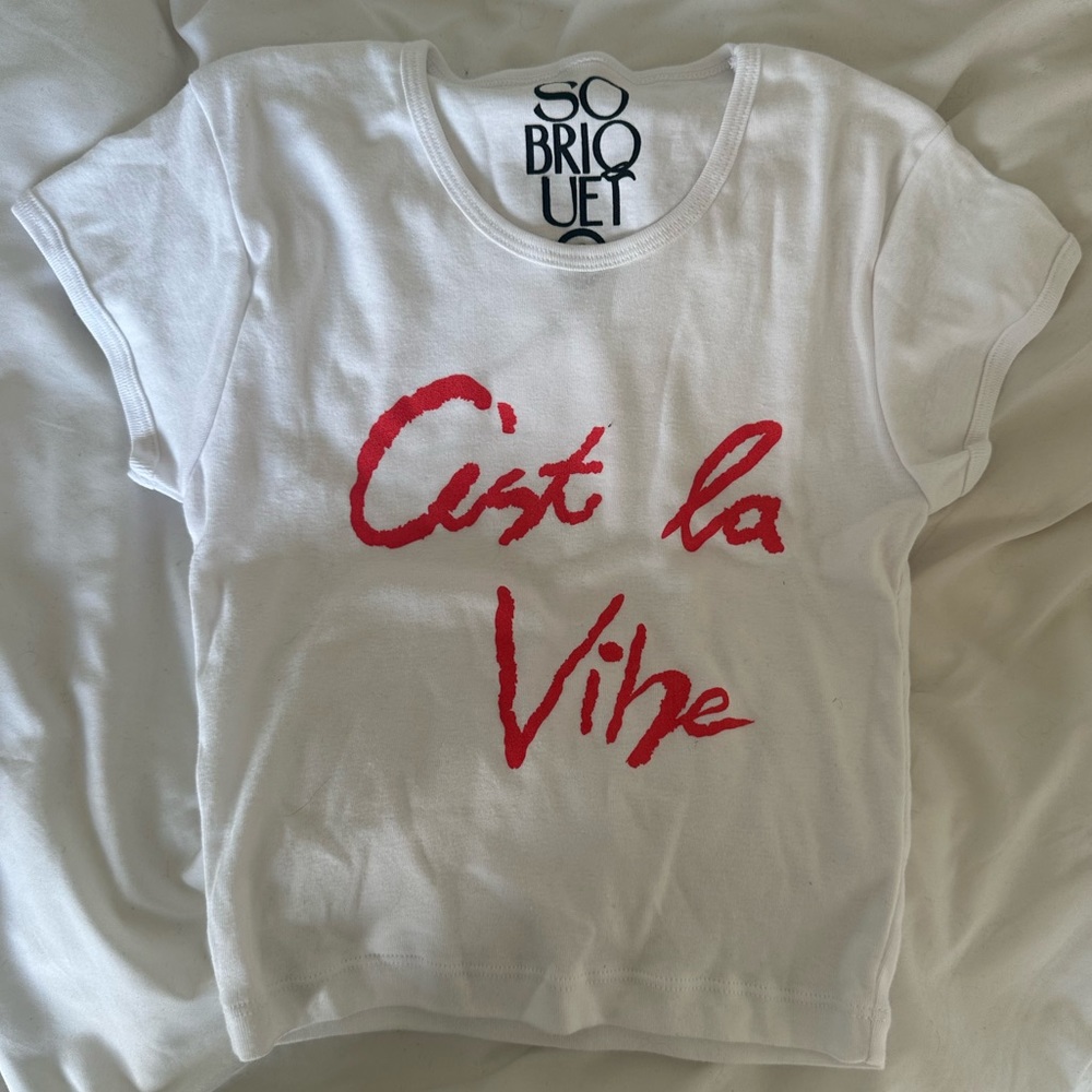 Cest La Vibe Tee